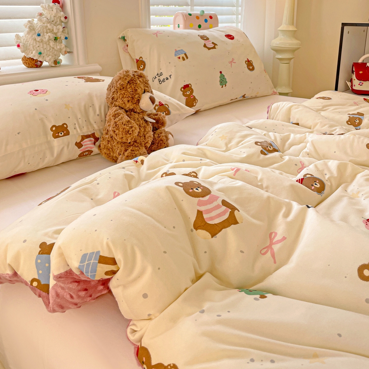 91家纺网 家纺一手货源 找家纺 小叮当家纺仓储工厂店 2025新款A类母婴级宝宝被子牛奶丝针织棉豆豆被豆豆被子儿童婴童大豆被精品买家秀 蛋糕熊