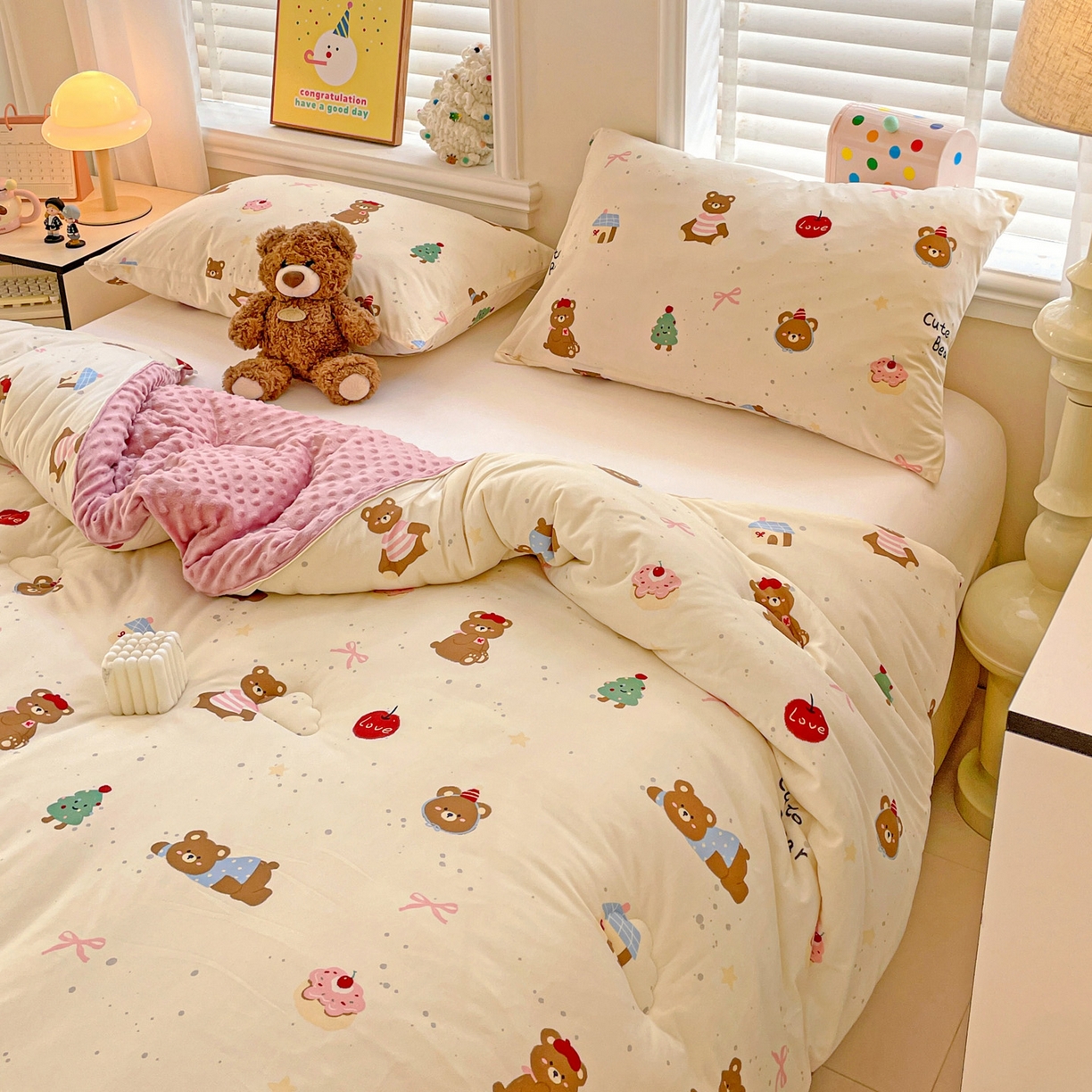 91家纺网 家纺一手货源 找家纺 小叮当家纺仓储工厂店 2025新款A类母婴级宝宝被子牛奶丝针织棉豆豆被豆豆被子儿童婴童大豆被精品买家秀 蛋糕熊