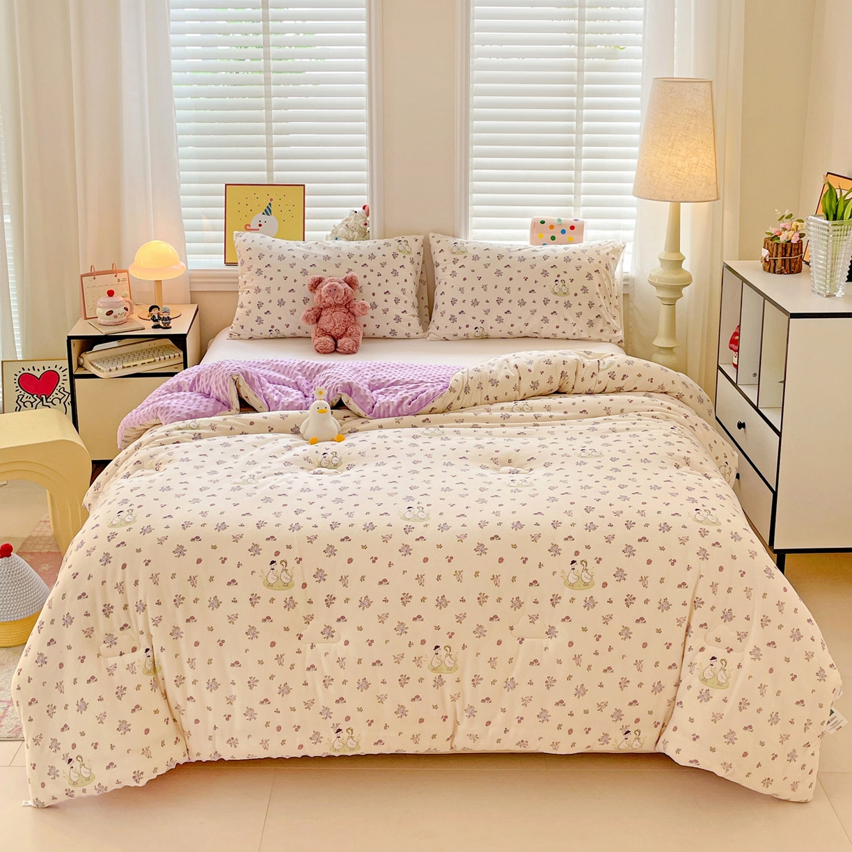 91家纺网 家纺一手货源 找家纺 小叮当家纺仓储工厂店 2025新款A类母婴级宝宝被子牛奶丝针织棉豆豆被豆豆被子儿童婴童大豆被精品买家秀 紫色小花