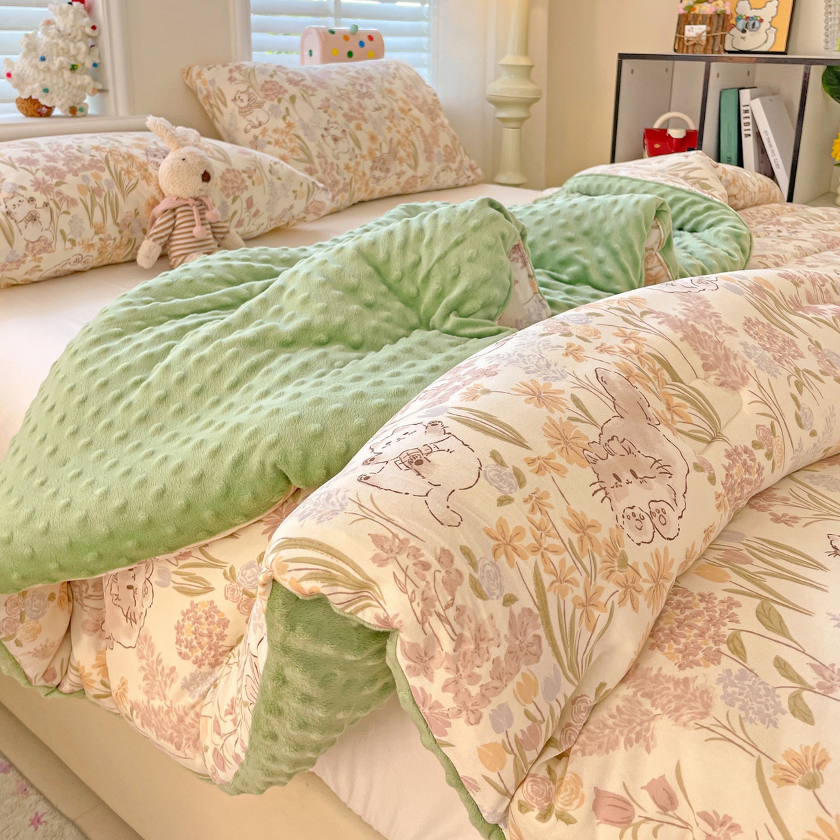 小叮当家纺仓储工厂店 2025新款A类母婴级宝宝被子牛奶丝针织棉豆豆被豆豆被子儿童婴童大豆被精品买家秀 花间小猫