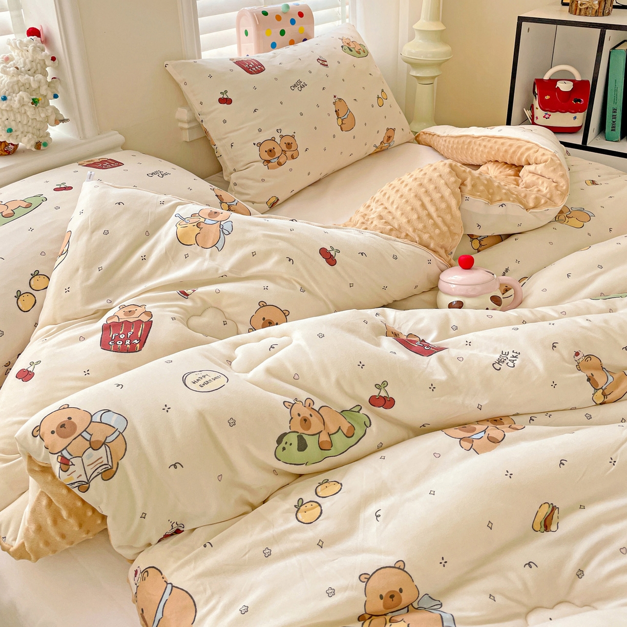 91家纺网 家纺一手货源 找家纺 小叮当家纺仓储工厂店 2025新款A类母婴级宝宝被子牛奶丝针织棉豆豆被豆豆被子儿童婴童大豆被精品买家秀 游乐园