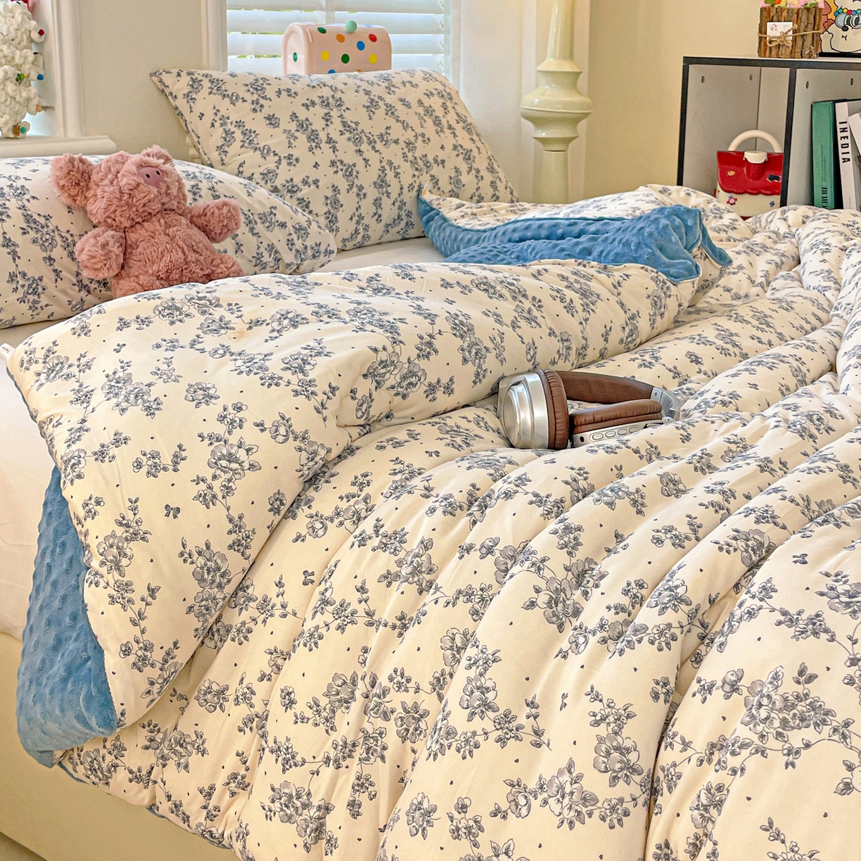 91家纺网 家纺一手货源 找家纺 小叮当家纺仓储工厂店 2025新款A类母婴级宝宝被子牛奶丝针织棉豆豆被豆豆被子儿童婴童大豆被精品买家秀 晨曦