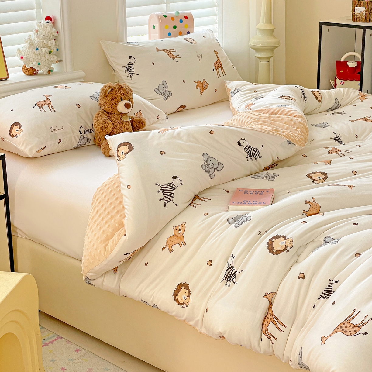 91家纺网 家纺一手货源 找家纺 小叮当家纺仓储工厂店 2025新款A类母婴级宝宝被子牛奶丝针织棉豆豆被豆豆被子儿童婴童大豆被精品买家秀 动物乐园