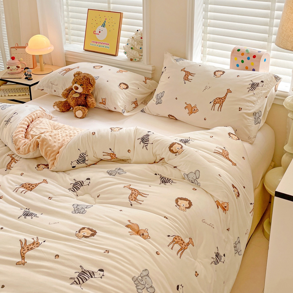 91家纺网 家纺一手货源 找家纺 小叮当家纺仓储工厂店 2025新款A类母婴级宝宝被子牛奶丝针织棉豆豆被豆豆被子儿童婴童大豆被精品买家秀 动物乐园