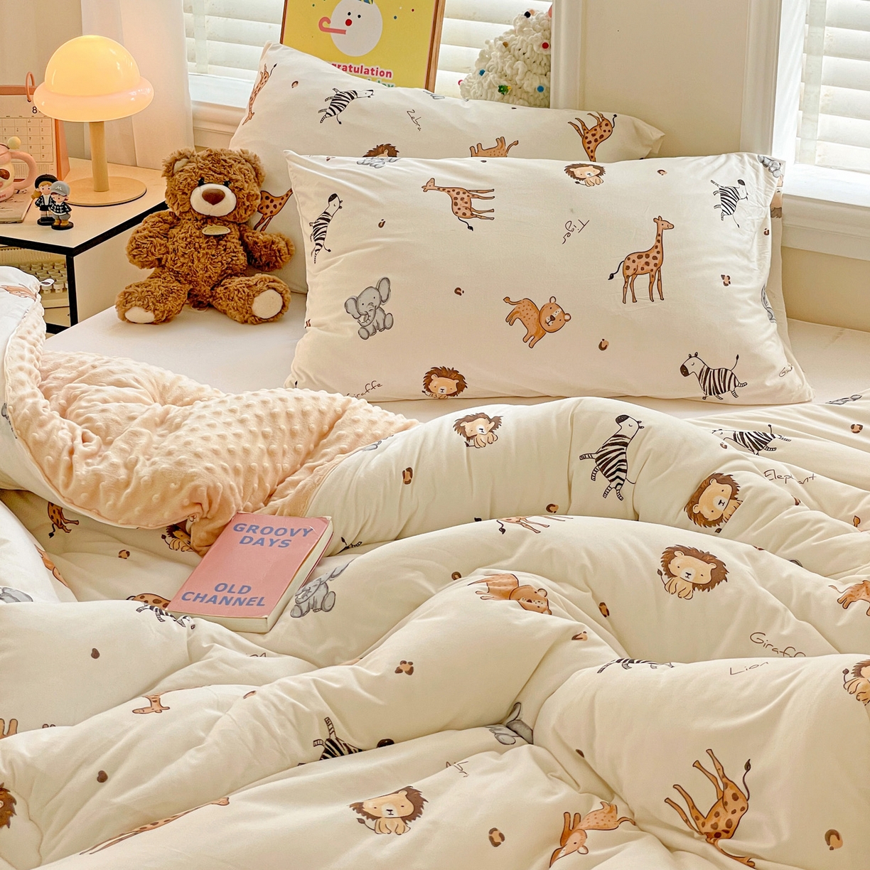 91家纺网 家纺一手货源 找家纺 小叮当家纺仓储工厂店 2025新款A类母婴级宝宝被子牛奶丝针织棉豆豆被豆豆被子儿童婴童大豆被精品买家秀 动物乐园