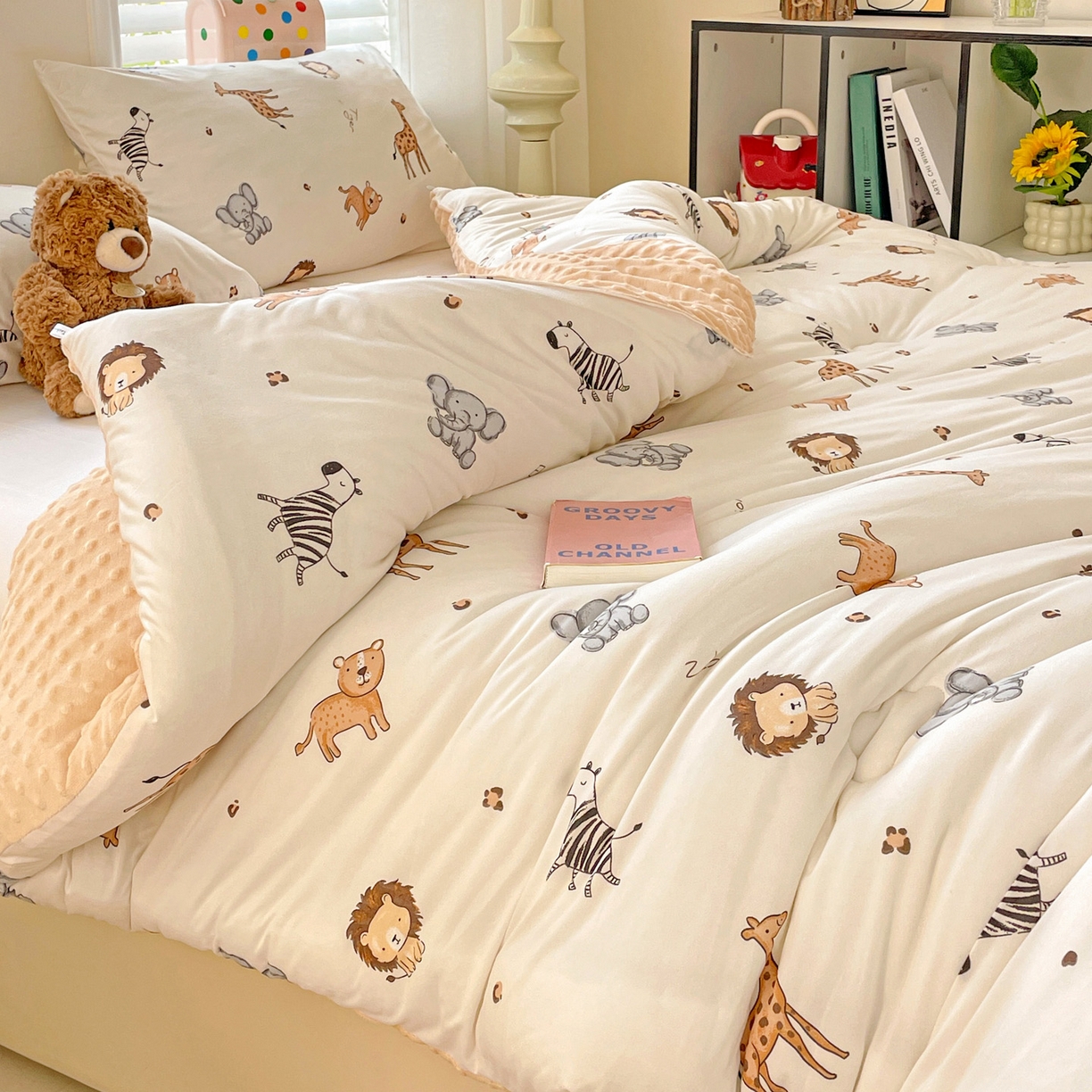 91家纺网 家纺一手货源 找家纺 小叮当家纺仓储工厂店 2025新款A类母婴级宝宝被子牛奶丝针织棉豆豆被豆豆被子儿童婴童大豆被精品买家秀 动物乐园