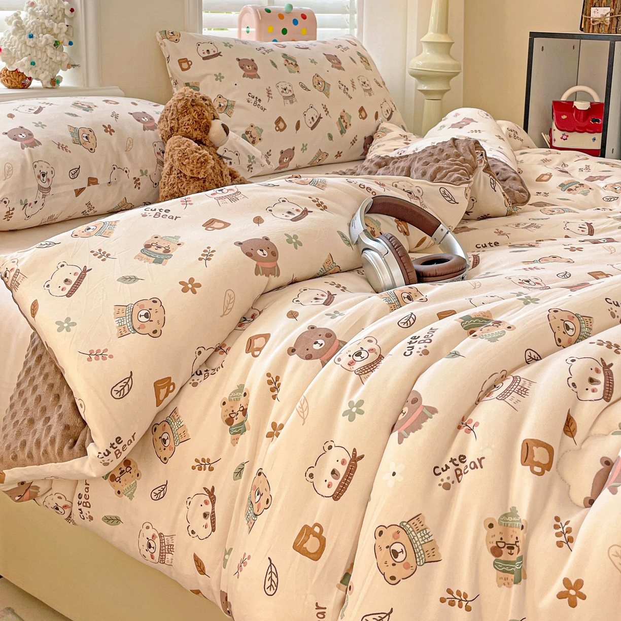 91家纺网 家纺一手货源 找家纺 小叮当家纺仓储工厂店 2025新款A类母婴级宝宝被子牛奶丝针织棉豆豆被豆豆被子儿童婴童大豆被精品买家秀 可爱熊