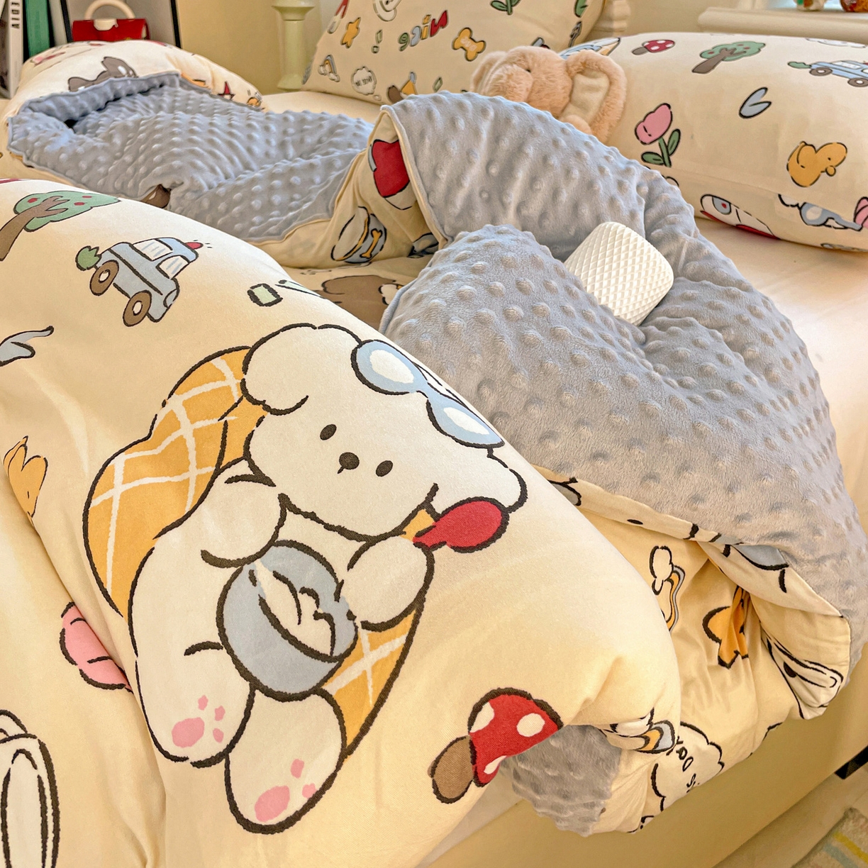 91家纺网 家纺一手货源 找家纺 小叮当家纺仓储工厂店 2025新款A类母婴级宝宝被子牛奶丝针织棉豆豆被豆豆被子儿童婴童大豆被精品买家秀 快乐时光