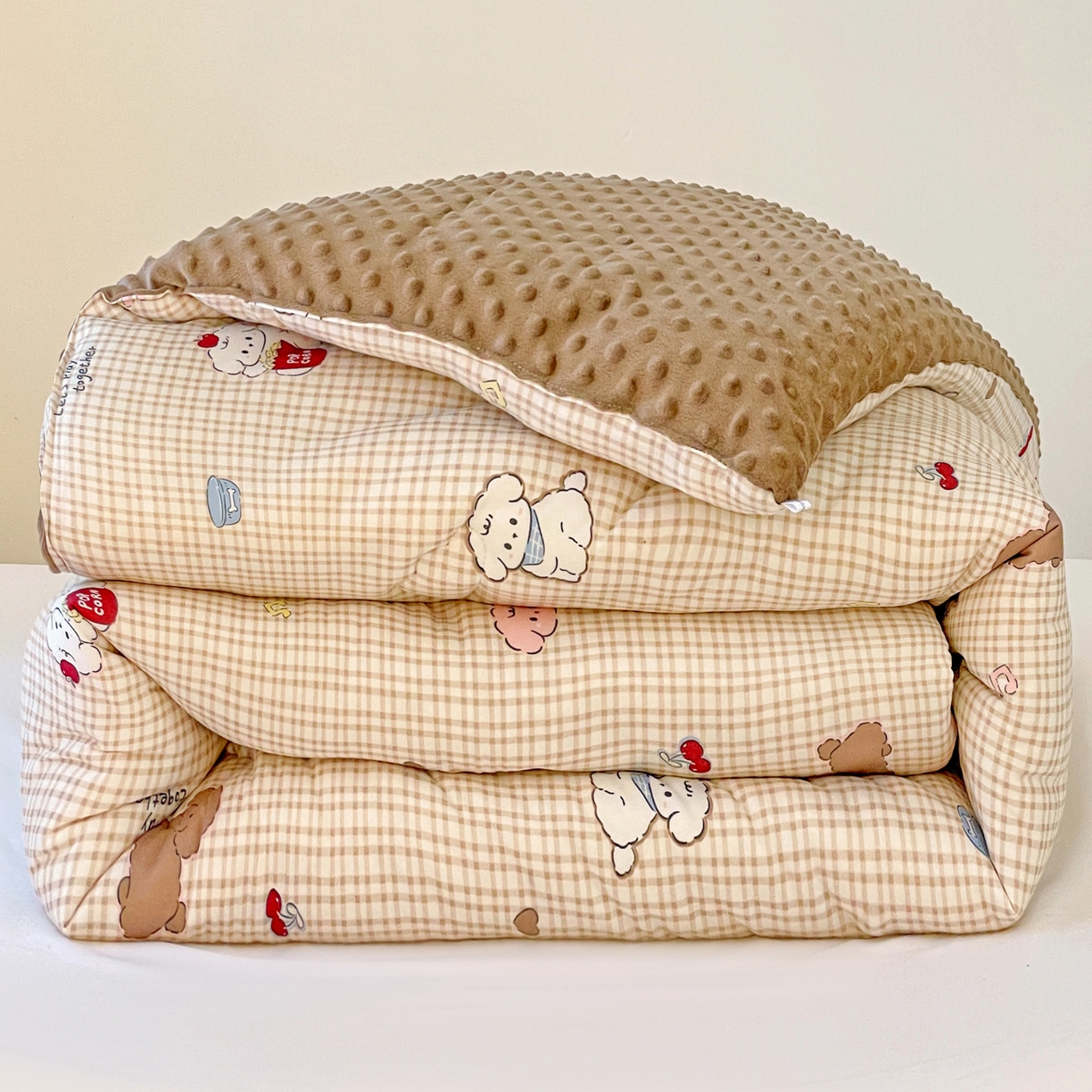 91家纺网 家纺一手货源 找家纺 小叮当家纺仓储工厂店 2025新款A类母婴级宝宝被子牛奶丝针织棉豆豆被豆豆被子儿童婴童大豆被精品买家秀 音乐小狗