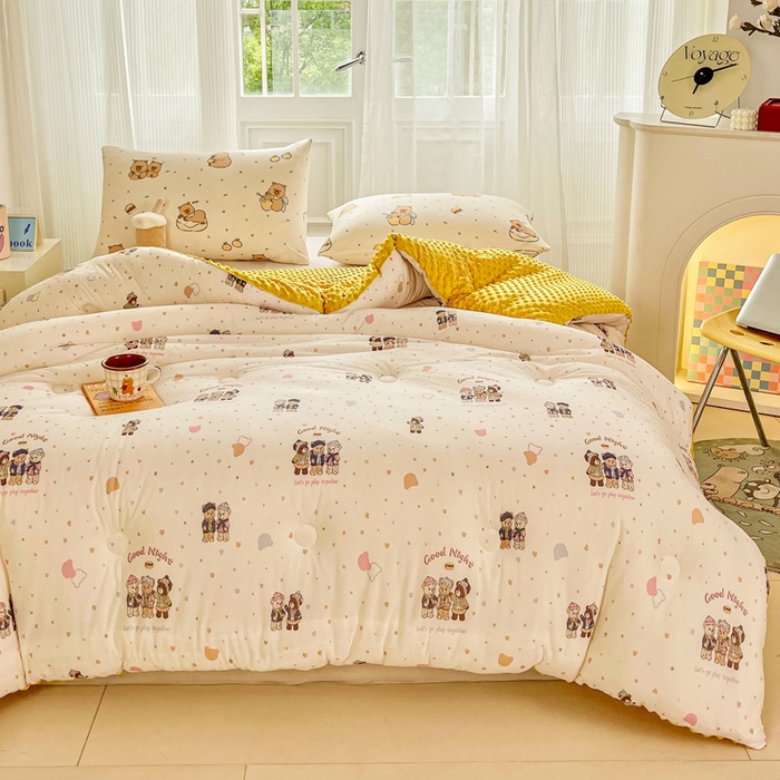 91家纺网 家纺一手货源 找家纺 小叮当家纺仓储工厂店 2025新款A类母婴级宝宝被子牛奶丝针织棉豆豆被豆豆被子儿童婴童大豆被精品买家秀 三只小熊（牛奶针织-豆豆被）