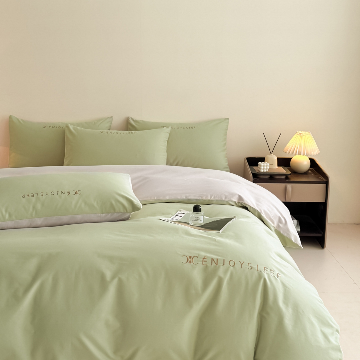 91家纺网 家纺一手货源 找家纺 （总）小叮当家纺仓储工厂店 (买家秀 爆款花型 不断货)2025新款A类全棉纯棉加厚磨毛刺绣纯棉不掉毛四件套