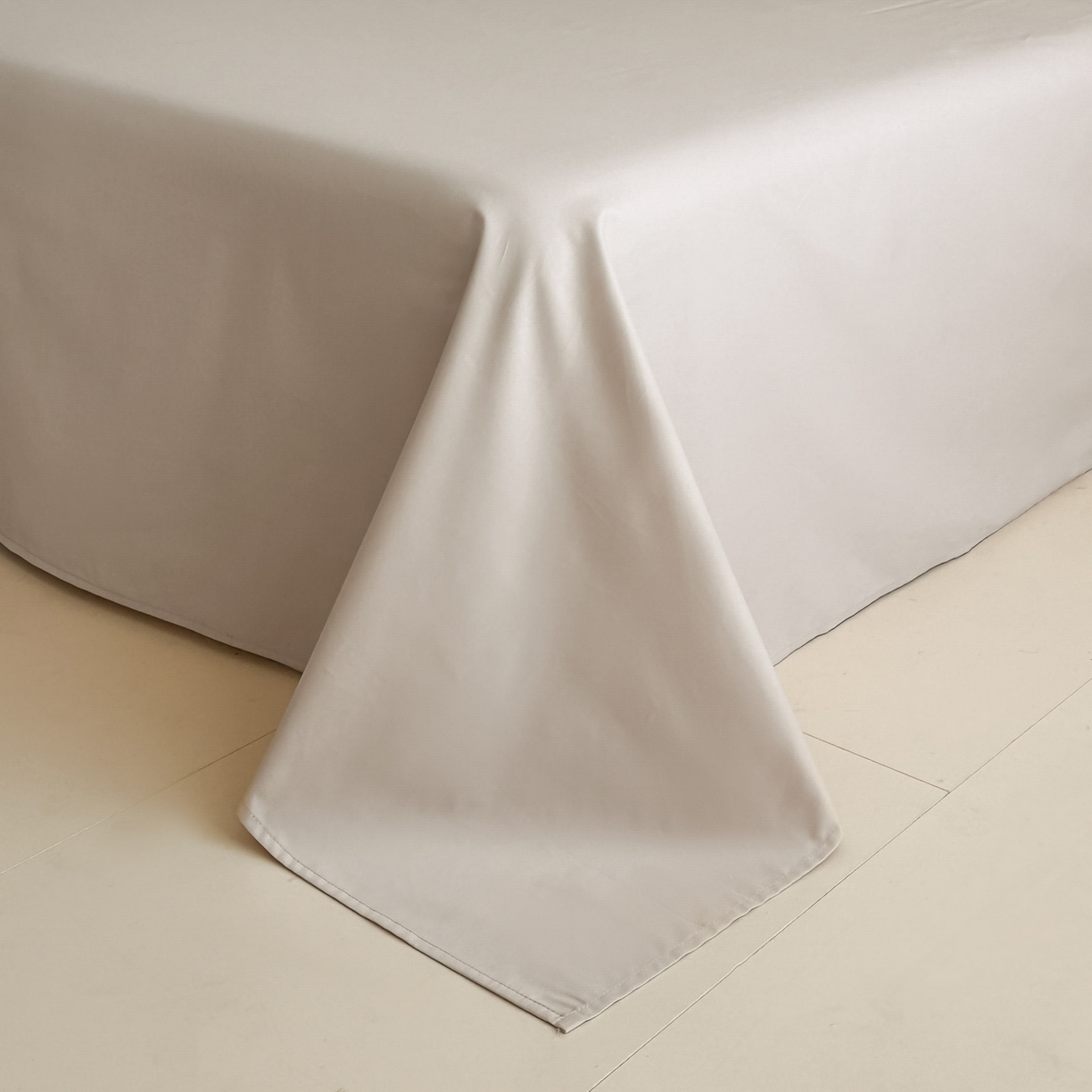 91家纺网 家纺一手货源 找家纺 小叮当家纺仓储工厂店 (买家秀 爆款花型 不断货)2025新款A类全棉纯棉加厚磨毛刺绣纯棉不掉毛四件套 缪斯-艾草绿+印月灰