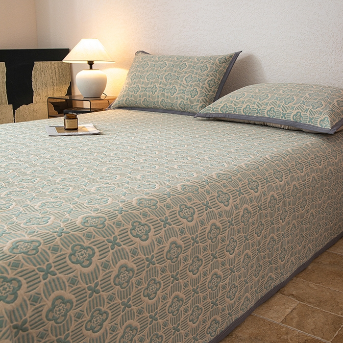 91家纺网 家纺一手货源 找家纺 小叮当家纺仓储工厂店 (买家秀 爆款花型 不断货)2025新款A类三层纱纱布毛巾被单品床盖单件床盖 可丽之彩-亚丁绿