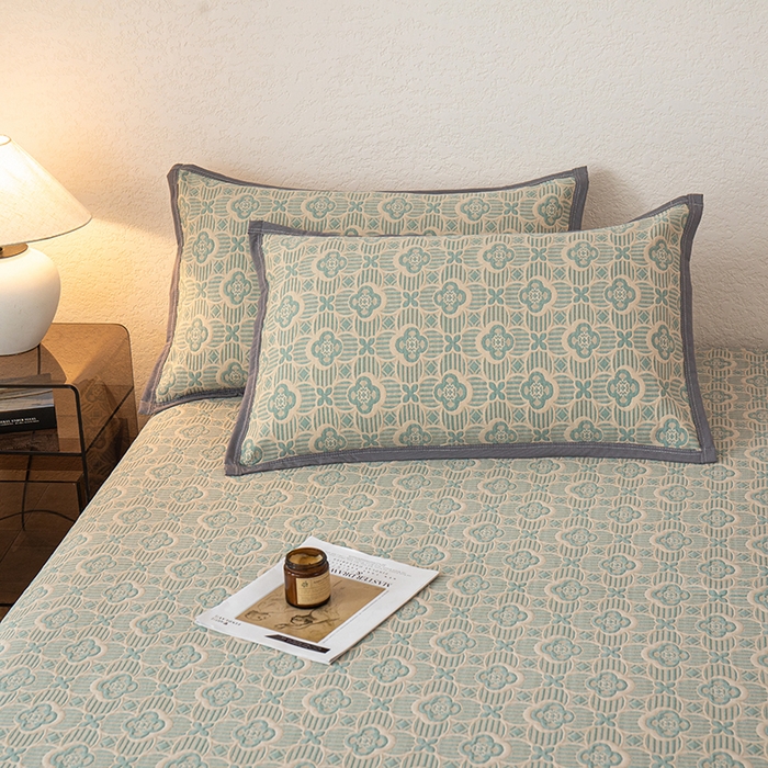 91家纺网 家纺一手货源 找家纺 小叮当家纺仓储工厂店 (买家秀 爆款花型 不断货)2025新款A类三层纱纱布毛巾被单品床盖单件床盖 可丽之彩-亚丁绿