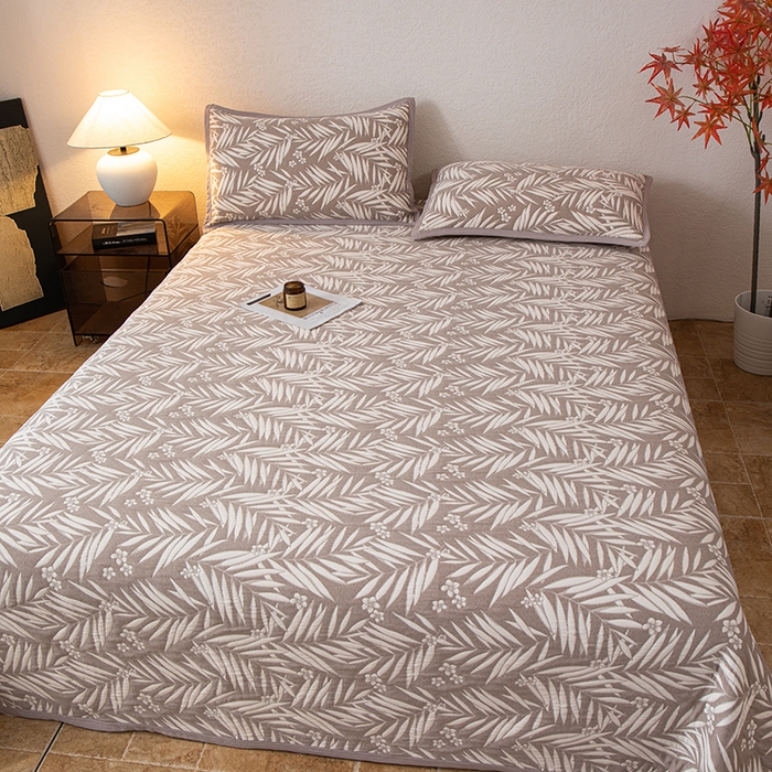 91家纺网 家纺一手货源 找家纺 小叮当家纺仓储工厂店 (买家秀 爆款花型 不断货)2025新款A类三层纱纱布毛巾被单品床盖单件床盖 叶美-赤铜棕