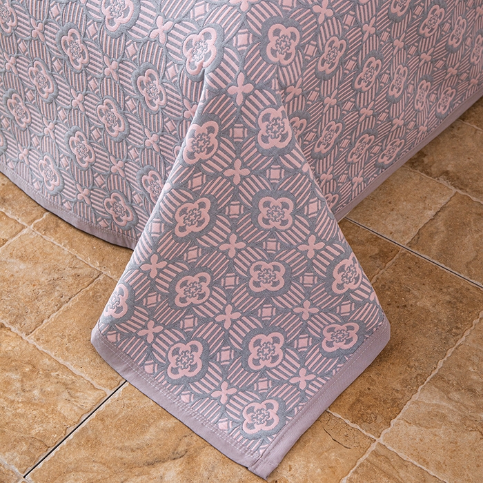 91家纺网 家纺一手货源 找家纺 小叮当家纺仓储工厂店 (买家秀 爆款花型 不断货)2025新款A类三层纱纱布毛巾被单品床盖单件床盖 可丽之彩-玫瑰粉