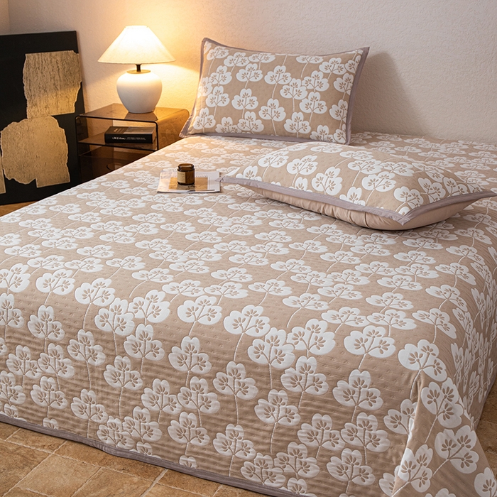 91家纺网 家纺一手货源 找家纺 小叮当家纺仓储工厂店 (买家秀 爆款花型 不断货)2025新款A类三层纱纱布毛巾被单品床盖单件床盖 叶趣-深棕