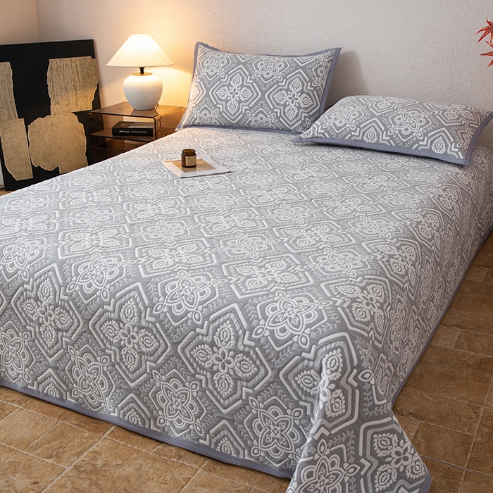 91家纺网 家纺一手货源 找家纺 小叮当家纺仓储工厂店 (买家秀 爆款花型 不断货)2025新款A类三层纱纱布毛巾被单品床盖单件床盖 卡曼洛-锡器灰