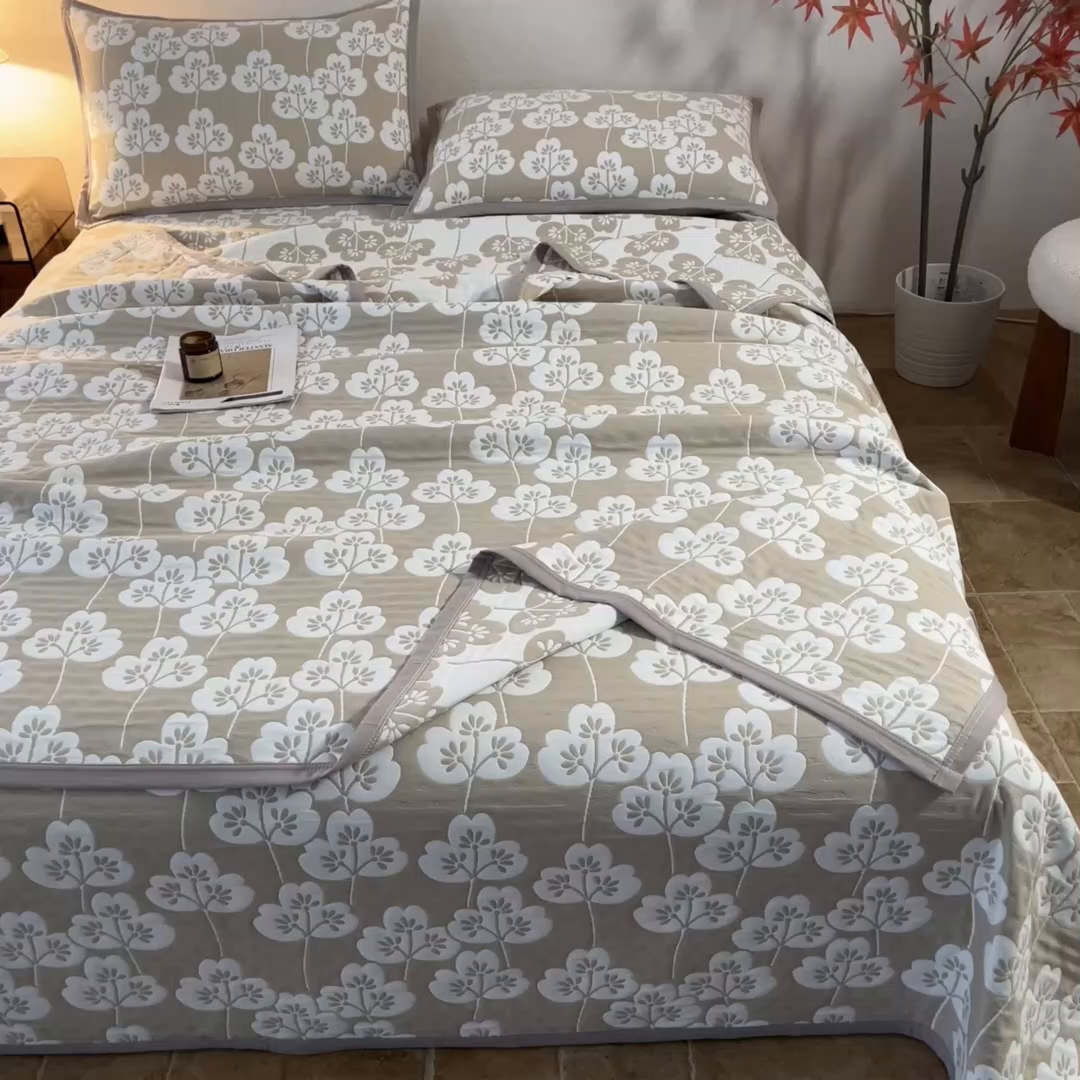 91家纺网 家纺一手货源 找家纺 小叮当家纺仓储工厂店 (买家秀 爆款花型 不断货)2025新款A类三层纱纱布毛巾被单品床盖单件床盖 叶趣-深棕