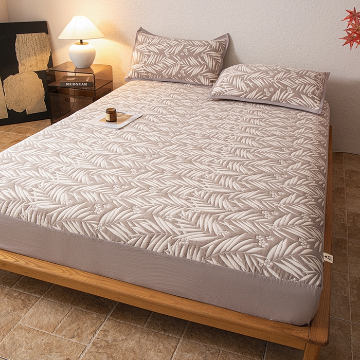 91家纺网 家纺一手货源 找家纺 小叮当家纺仓储工厂店 (买家秀 爆款花型 不断货)2025新款舒适简约A类全棉三层纱单品床笠单件床笠 叶美-赤铜棕