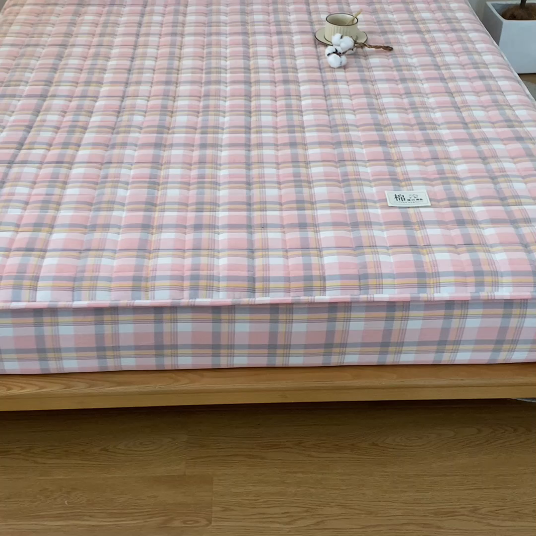 91家纺网 家纺一手货源 找家纺 小叮当家纺仓储工厂店 (买家秀 爆款花型 不断货)2025新款A类全棉色织抗菌夹棉单品床笠单件床笠 莫妮卡-粉