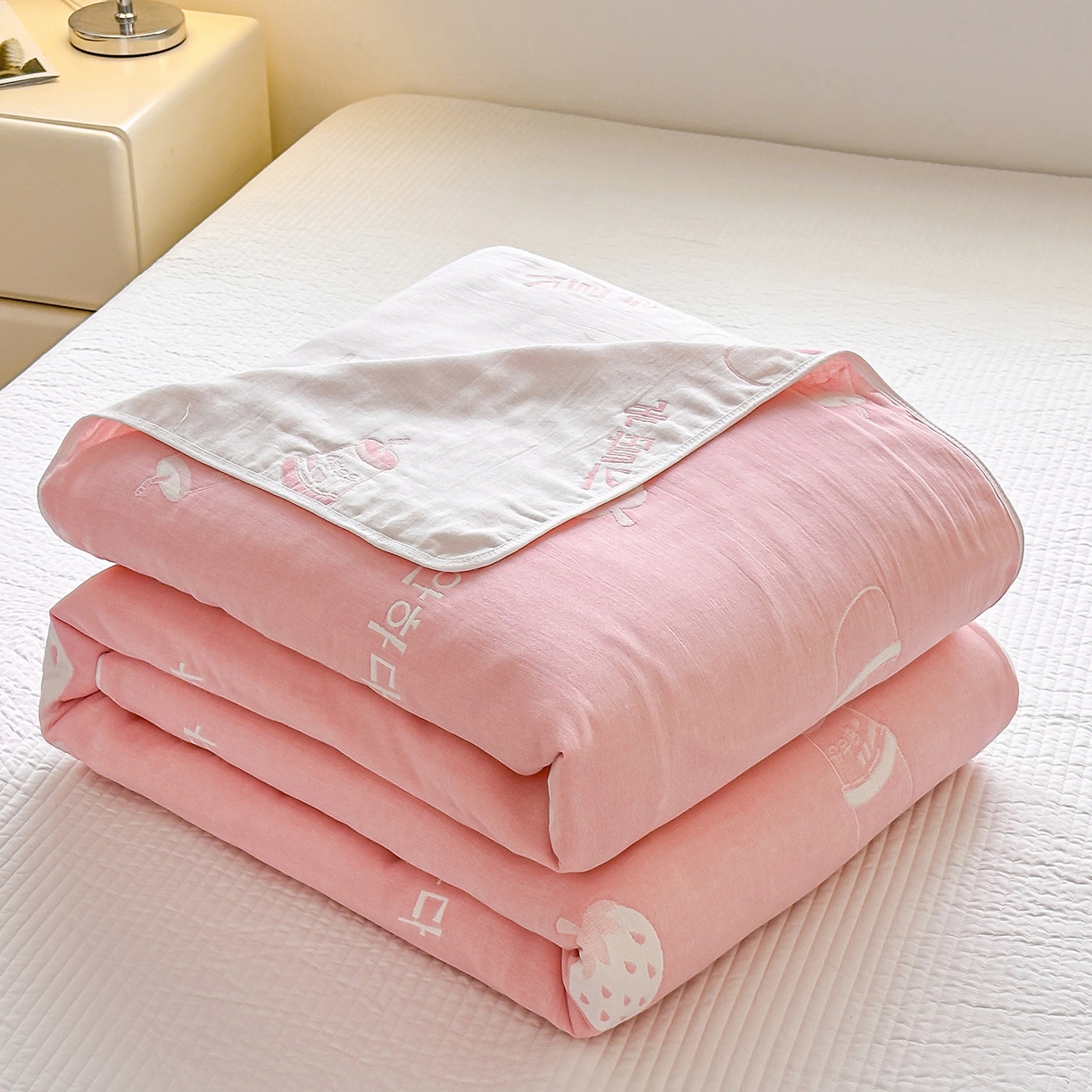 91家纺网 家纺一手货源 找家纺 （总）小叮当家纺仓储工厂店 (买家秀 爆款花型 不断货)2025新款全棉六层纱布毛巾被系列