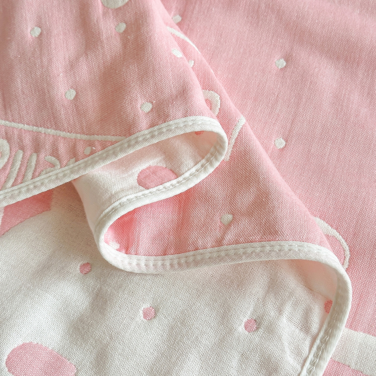 91家纺网 家纺一手货源 找家纺 小叮当家纺仓储工厂店 (买家秀 爆款花型 不断货)2025新款全棉六层纱布毛巾被系列 甜心窝-粉