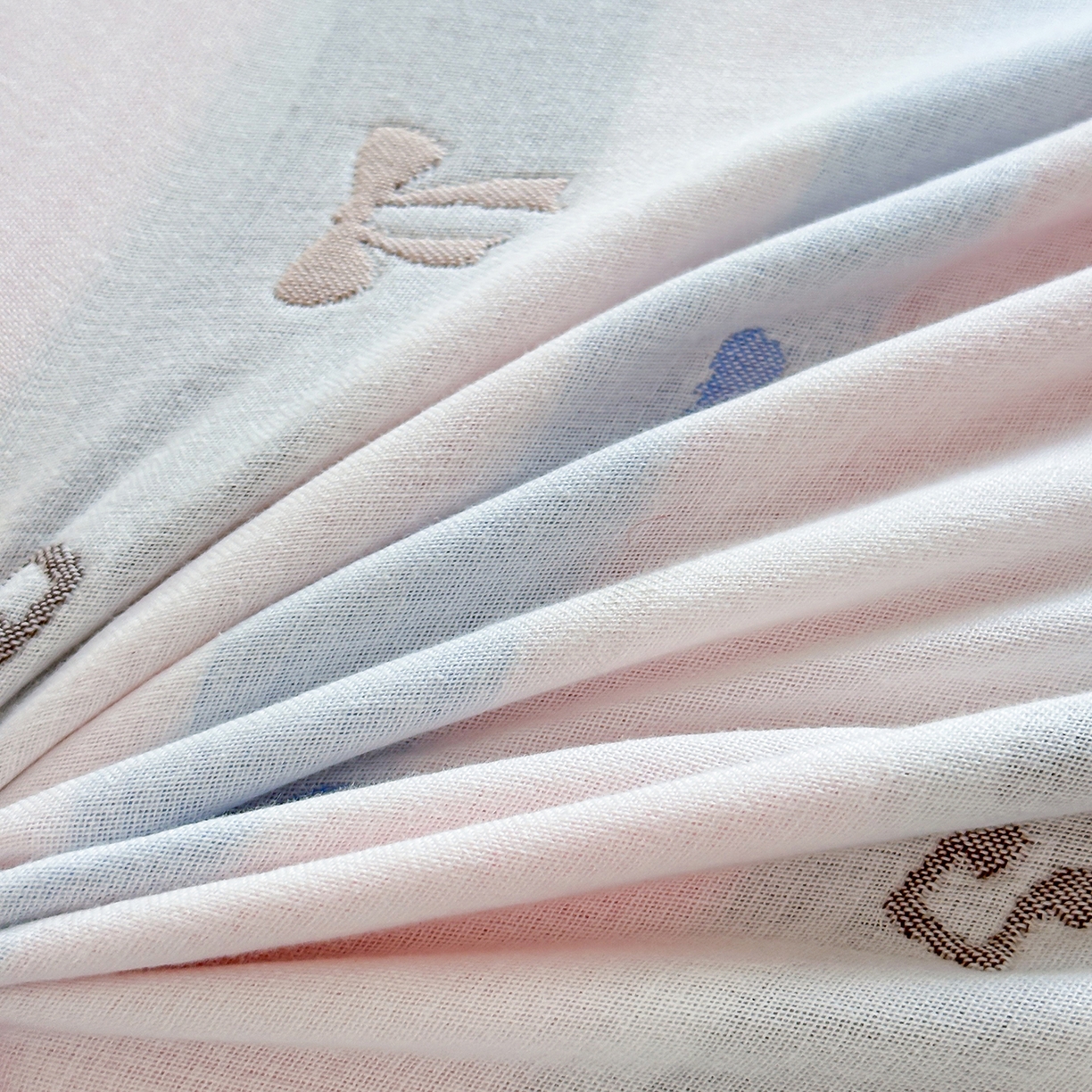 91家纺网 家纺一手货源 找家纺 小叮当家纺仓储工厂店 (买家秀 爆款花型 不断货)2025新款全棉六层纱布毛巾被系列 田园小狗