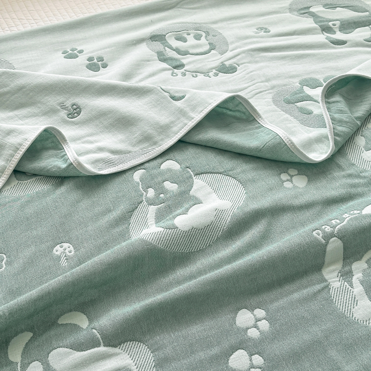 91家纺网 家纺一手货源 找家纺 小叮当家纺仓储工厂店 (买家秀 爆款花型 不断货)2025新款全棉六层纱布毛巾被系列 熊梦-绿