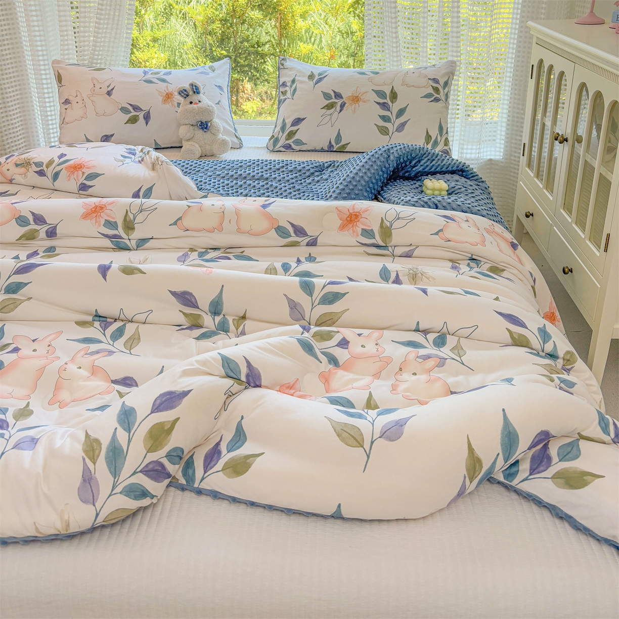 91家纺网 家纺一手货源 找家纺 小叮当家纺仓储工厂店 (买家秀 爆款花型 不断货)2025新款A类针织棉大豆被被子被芯 花涧兔