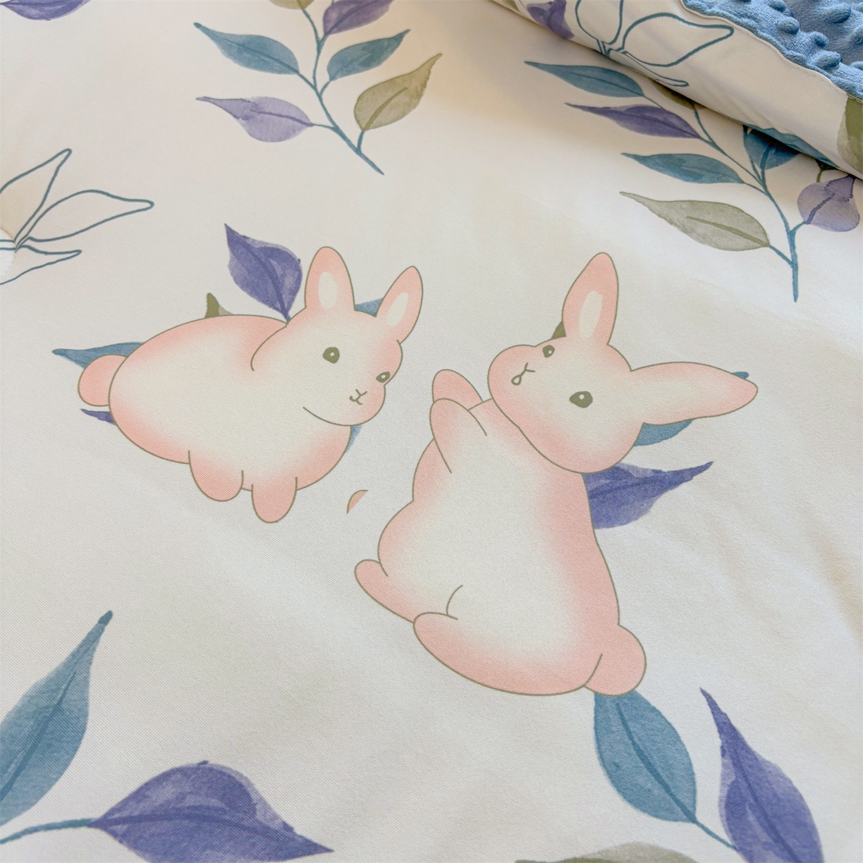 91家纺网 家纺一手货源 找家纺 小叮当家纺仓储工厂店 (买家秀 爆款花型 不断货)2025新款A类针织棉大豆被被子被芯 花涧兔