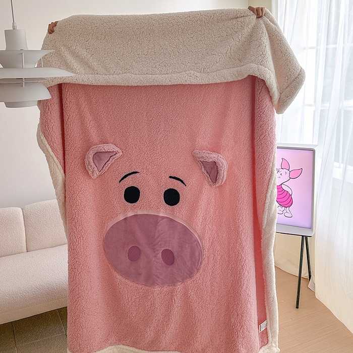 91家纺网 家纺一手货源 找家纺 小叮当家纺仓储工厂店 （买家秀 爆款花型 不断货）2025新款A类母婴级迪士尼毛毯子牛奶绒毛毯牛奶绒毯 贴布绣--粉小猪