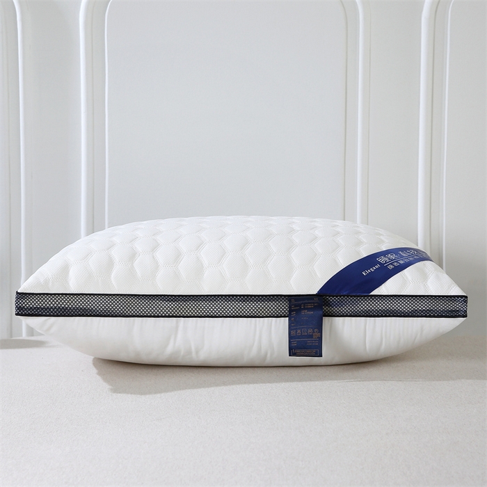 91家纺网 家纺一手货源 找家纺 （总）小叮当家纺仓储工厂店 2025新款买家秀爆款花型长期不断货2025新款立体绗绣科技睡眠抗菌枕枕头护颈