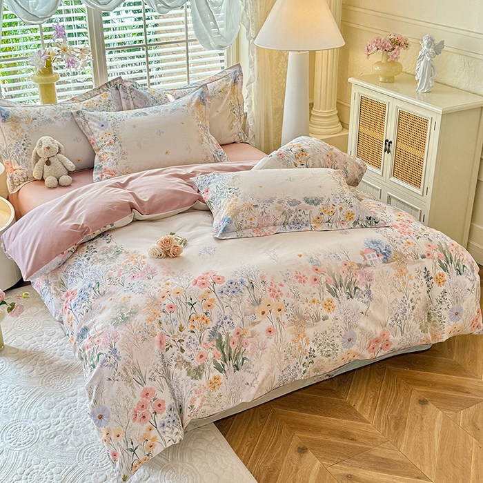 91家纺网 家纺一手货源 找家纺 巧玲珑 2025新款100%数码印花生态AB版四件套 D淡雅如梦