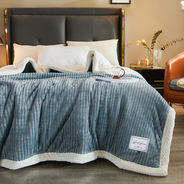 91家纺网 家纺一手货源 找家纺 小叮当家纺仓储工厂店 2025新款A类母婴级婴童毯子三层加厚牛奶绒毛毯牛奶绒毯子午睡毯珊瑚绒毛毯 毯子 轻奢-魔法绒孔雀蓝