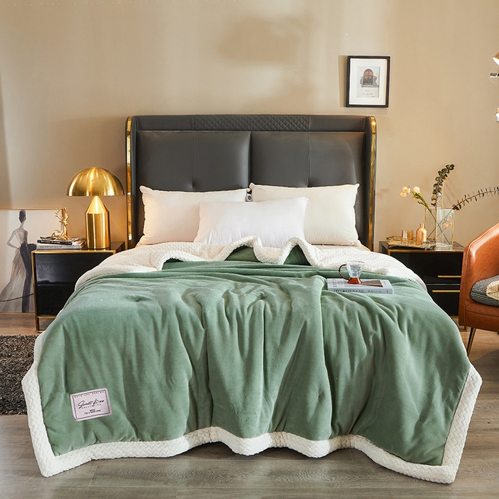 91家纺网 家纺一手货源 找家纺 小叮当家纺仓储工厂店 2025新款A类母婴级婴童毯子三层加厚牛奶绒毛毯牛奶绒毯子午睡毯珊瑚绒毛毯 毯子 苹果-果绿