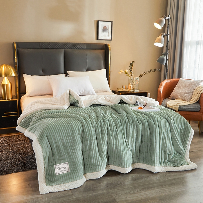 91家纺网 家纺一手货源 找家纺 小叮当家纺仓储工厂店 2025新款A类母婴级婴童毯子三层加厚牛奶绒毛毯牛奶绒毯子午睡毯珊瑚绒毛毯 毯子 轻奢-魔法绒抹茶绿