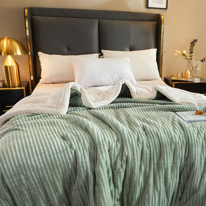 91家纺网 家纺一手货源 找家纺 小叮当家纺仓储工厂店 2025新款A类母婴级婴童毯子三层加厚牛奶绒毛毯牛奶绒毯子午睡毯珊瑚绒毛毯 毯子 轻奢-魔法绒抹茶绿