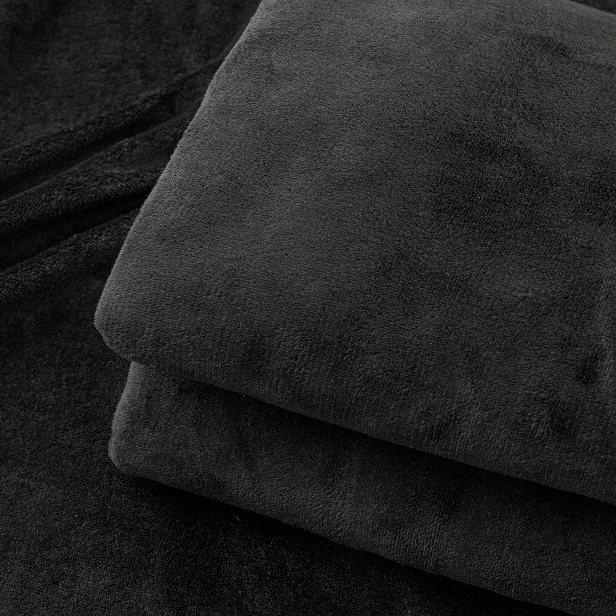 91家纺网 家纺一手货源 找家纺 小叮当家纺仓储工厂店 2025新款200克高克重牛奶绒单品床笠单件床笠 绒黑