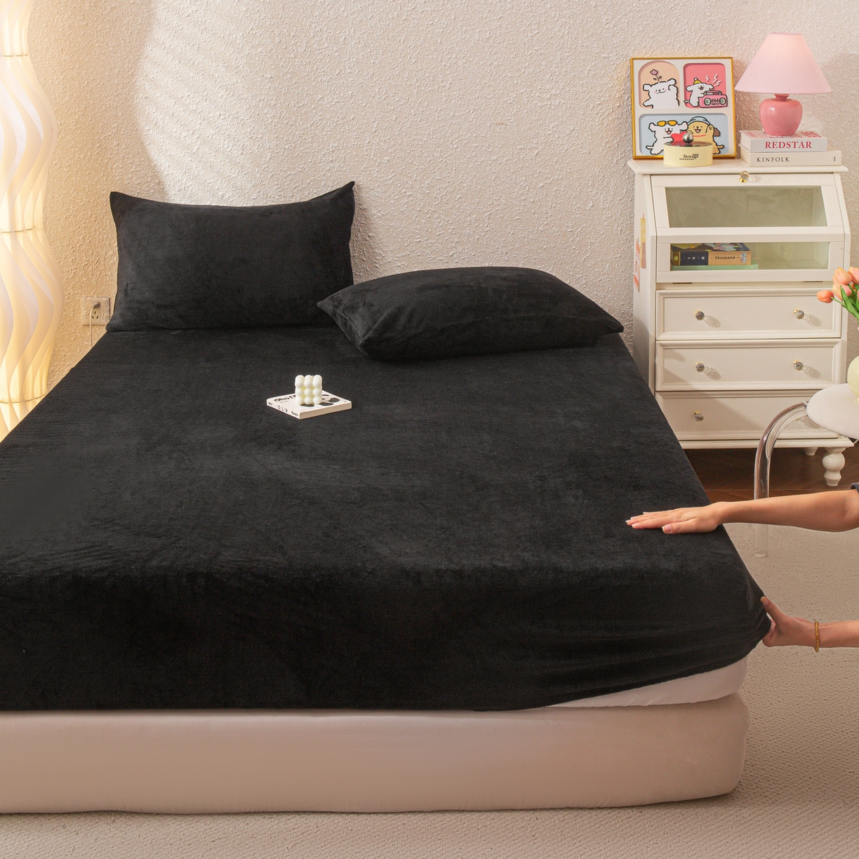 91家纺网 家纺一手货源 找家纺 小叮当家纺仓储工厂店 2025新款200克高克重牛奶绒单品床笠单件床笠 绒黑