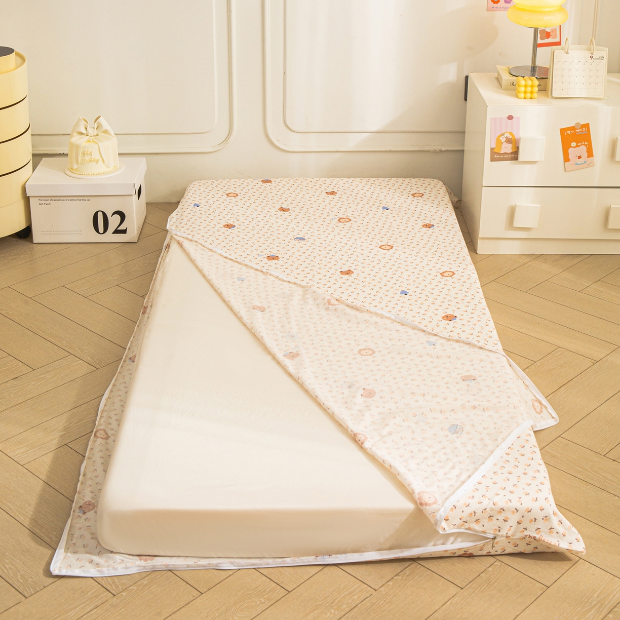 91家纺网 家纺一手货源 找家纺 （总）小叮当家纺仓储工厂店 【长期供货】2025新款双层纱地铺防尘套【支持小批量定制】