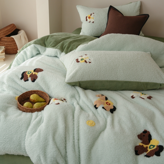 91家纺网 家纺一手货源 找家纺 禾时 2025新款蚂蚁绒牛奶绒毛巾绣四件套 马上有钱