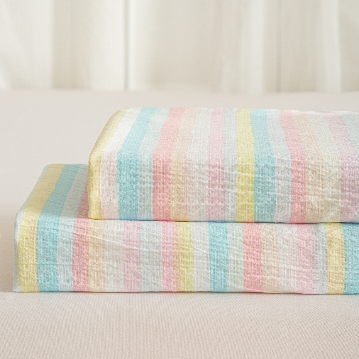 91家纺网 家纺一手货源 找家纺 小叮当家纺仓储工厂店 【长期供货】2025新款双层纱地铺防尘套【支持小批量定制】 S彩虹