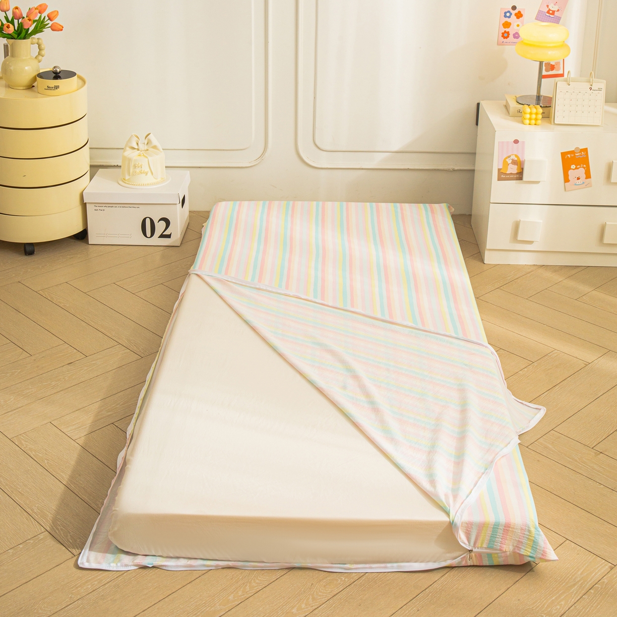 91家纺网 家纺一手货源 找家纺 小叮当家纺仓储工厂店 【长期供货】2025新款双层纱地铺防尘套【支持小批量定制】 S彩虹