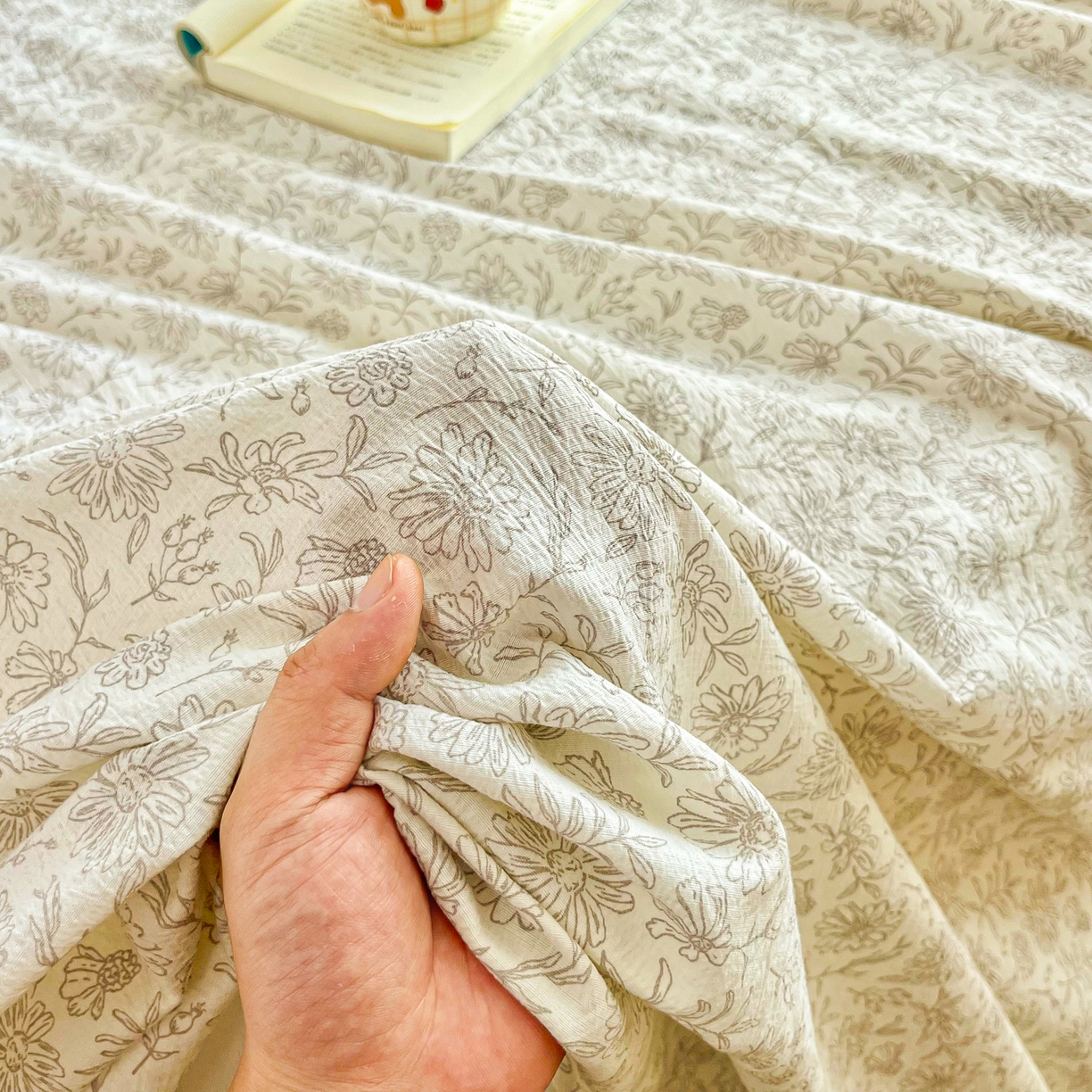 91家纺网 家纺一手货源 找家纺 小叮当家纺仓储工厂店 【长期供货】2025新款双层纱地铺防尘套【支持小批量定制】 S繁花