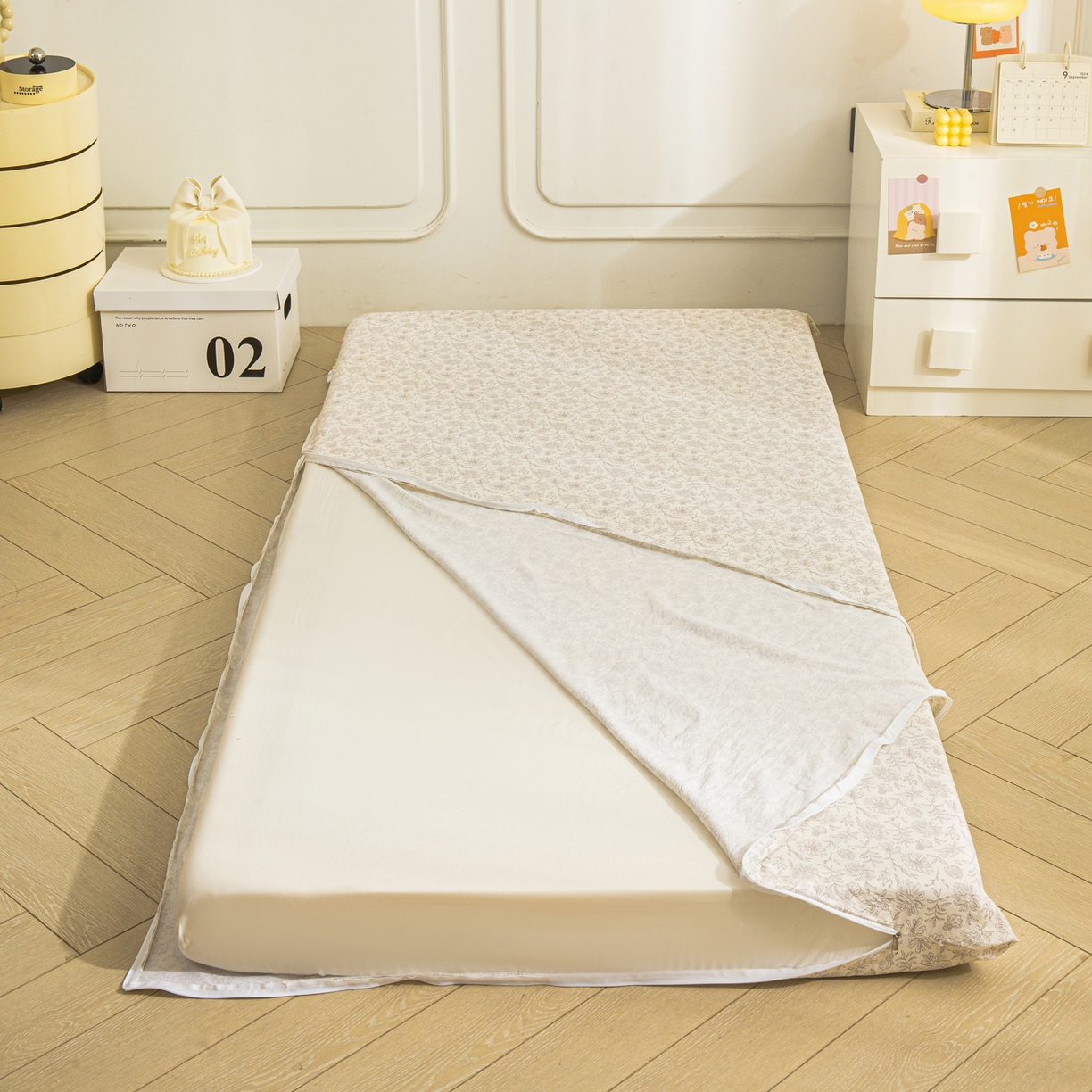 91家纺网 家纺一手货源 找家纺 小叮当家纺仓储工厂店 【长期供货】2025新款双层纱地铺防尘套【支持小批量定制】 S繁花