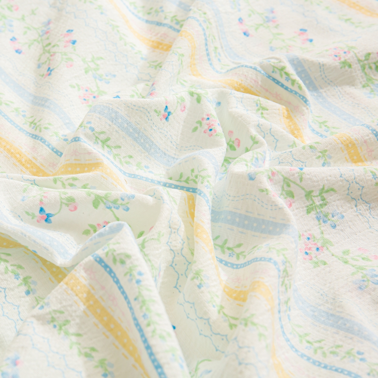 91家纺网 家纺一手货源 找家纺 小叮当家纺仓储工厂店 【长期供货】2025新款双层纱地铺防尘套【支持小批量定制】 S绿园