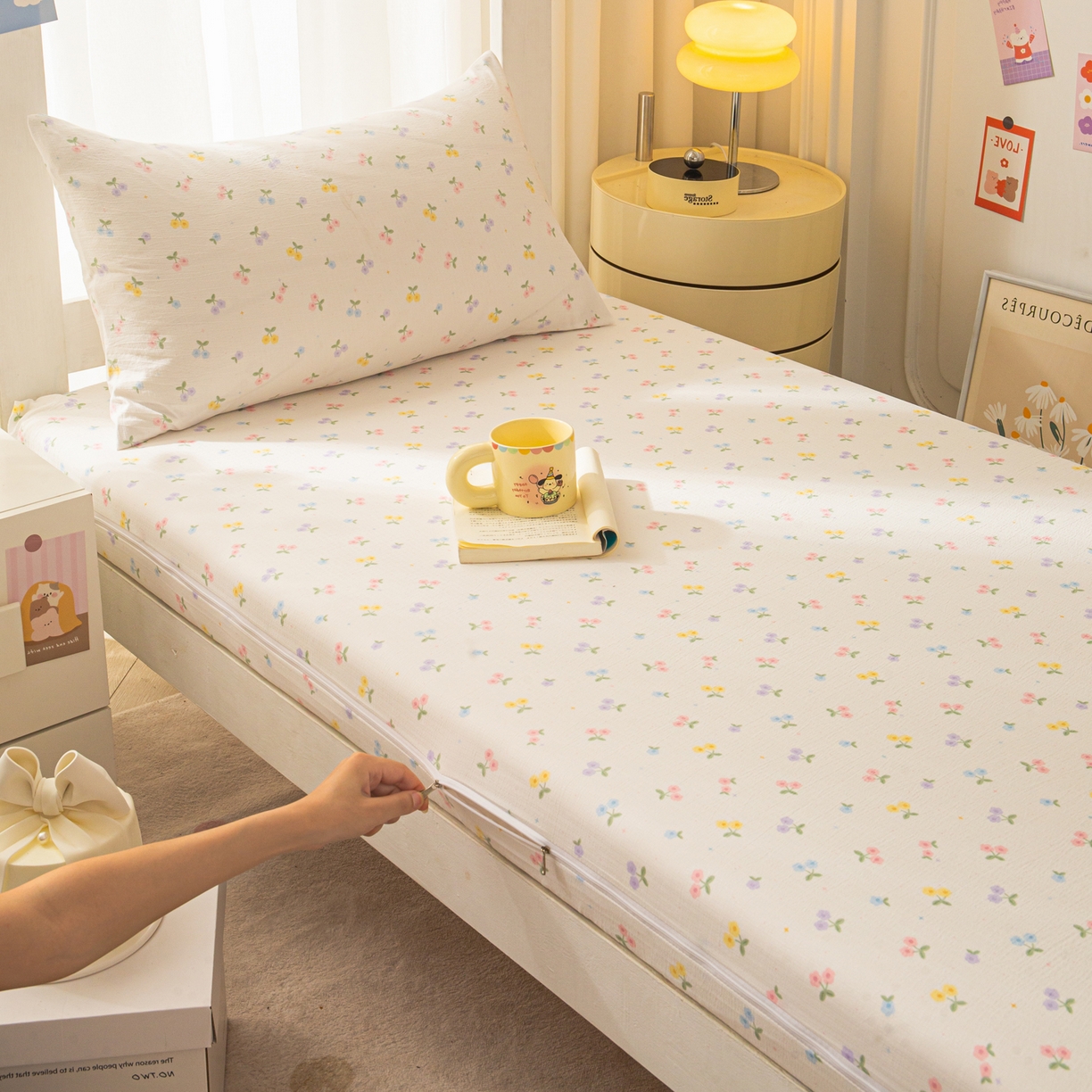 91家纺网 家纺一手货源 找家纺 小叮当家纺仓储工厂店 【长期供货】2025新款双层纱地铺防尘套【支持小批量定制】 S小花