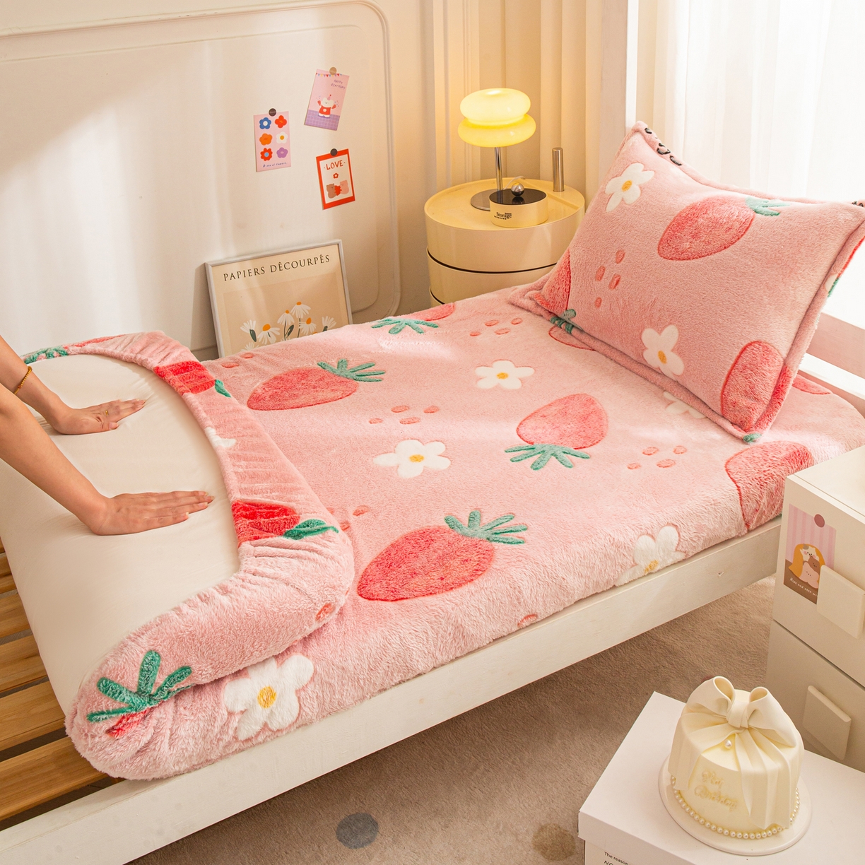 小叮当家纺仓储工厂店 【长期供货】2025新款雪花绒学生床单床笠单品床笠单件床笠【支持小批量定制】 R草莓