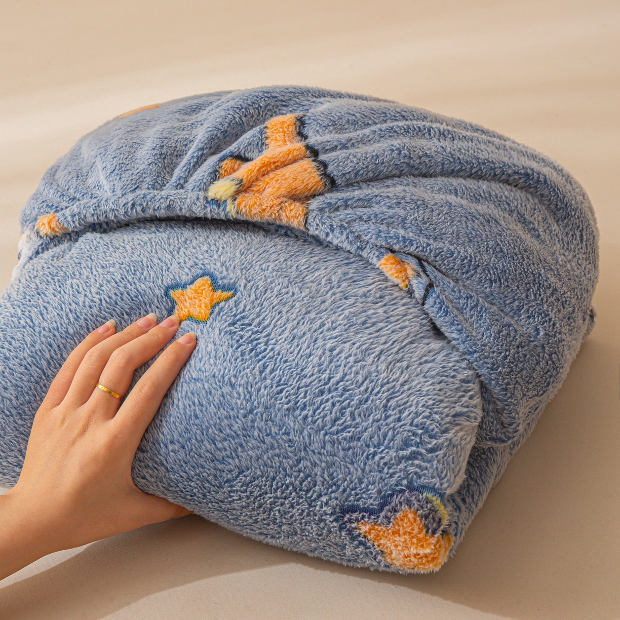 91家纺网 家纺一手货源 找家纺 小叮当家纺仓储工厂店 【长期供货】2025新款雪花绒学生床单床笠单品床笠单件床笠【支持小批量定制】 R太空